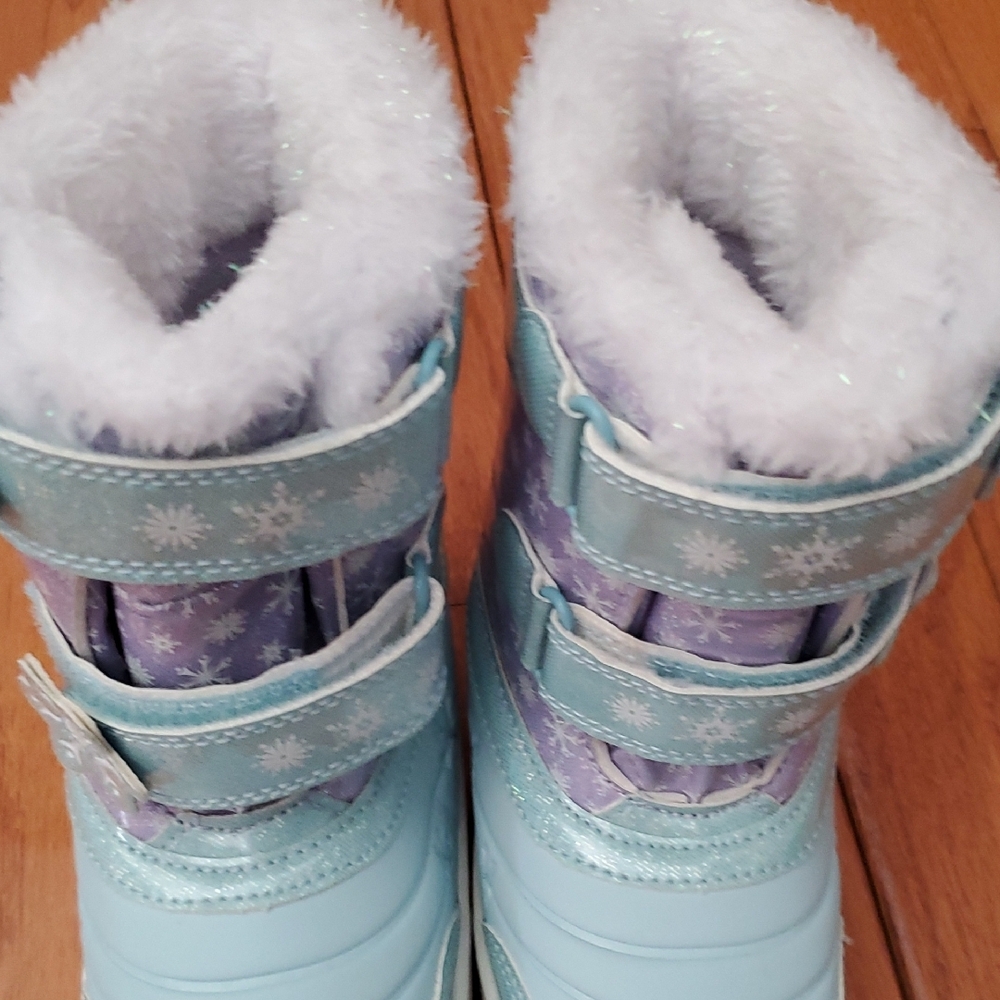 Disney Frozen Purple Winter Boots - Picture 4 of 12